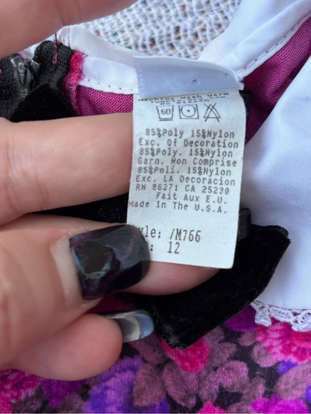 VINTAGE BRYAN VELVET FLORAL BOW TIE COLLARED GIRLS DRESS SIZE 12